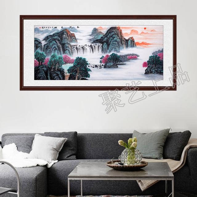 客厅沙发背景墙挂什么画好，客厅红木沙发背景墙挂什么画好（新中式客厅沙发背景墙挂什么画好）