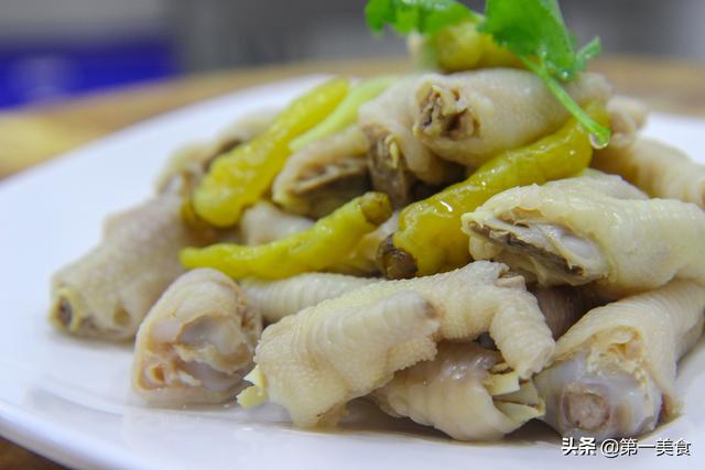 美味泡凤爪的做法,泡椒鸡爪快速简单的做法 美味泡凤爪的做法,泡椒鸡爪快速简单的做法