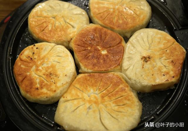 肉饼怎么做又软又好吃，肉饼怎么做又软又好吃香河肉饼（馅儿多汁好吃）