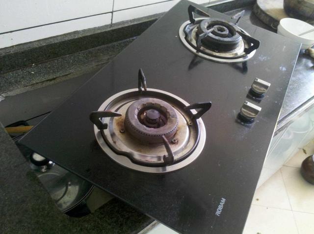 燃气灶不出气原因和处理方法，换新电池也没用