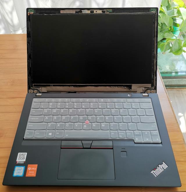 更换显示器在BIOS里怎么设置，换显卡bios要设置（眼睛终于不再受折磨）