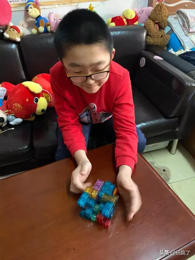 七巧板是什么样子的，七巧板原图（玩到停不了手的空间思维积木）