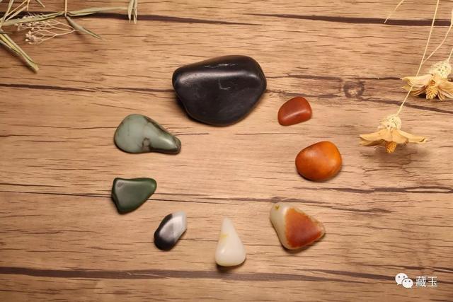 和田玉青玉只要几十块钱是真的吗，和田玉青玉大概多少钱（关于和田玉的一些基础知识普及）