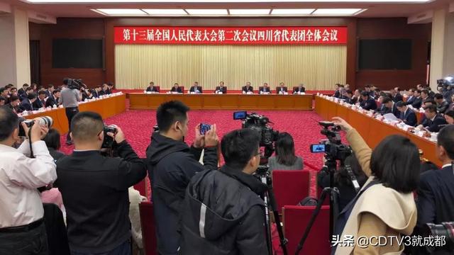 耙耳朵四川话是什么意思，耙耳朵四川话是什么意思的意思（坐拥千万粉丝的非洲兄弟真心安利）