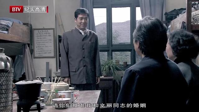 演员王海燕第一任丈夫是谁，演员王海燕第一任丈夫是谁啊（二婚嫁张嘉译育有一女）