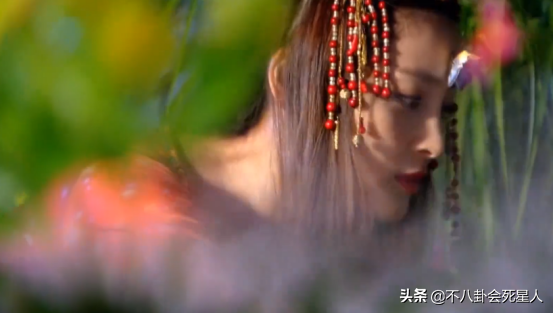 美人鱼演员名单，美人鱼演员表（什么叫媚而不俗的人鱼）