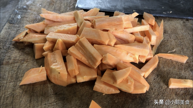 拔丝红薯家常简单做法，农村流水席大厨