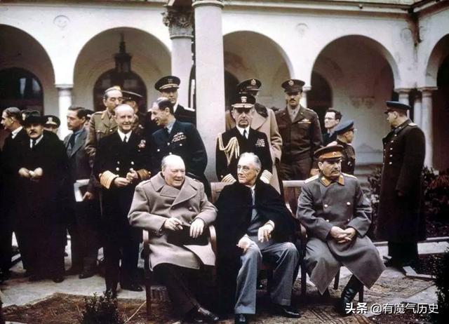 请问布雷顿森林体系的影响有哪些，布雷顿森林体系的作用与影响（确立布雷顿森林体系、推动联合国成立）