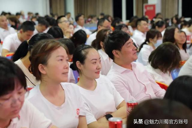 绵阳中学英才学校，绵阳英才学校（绵阳英才实验学校在哪里）