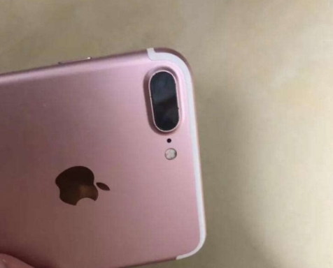 卡贴机跟正常机的区别，卡贴机和普通机的区别是什么（大家平时都听说过苹果卡贴机）