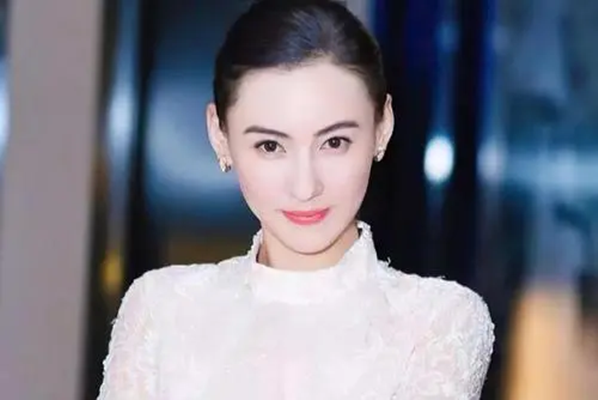 刘德华德才兼备，却当众说讨厌张柏芝，两人到底有什么恩怨？