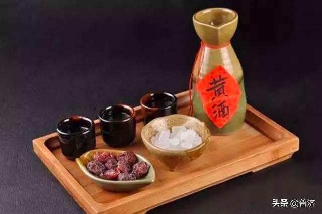 黄酒的功效与作用，黄酒的功效与作用副作用（黄酒：滋润国人几千年）