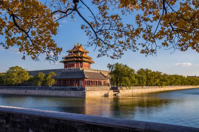 贵不独行意思，贵不独行意思和造句（每一首都有一个千古名句）