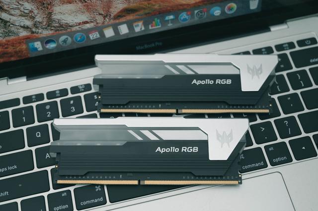 内存时序c16与c18差距多大，内存时序c16与c18差距介绍（B-Die内存-有信仰无溢价的宏碁Predator）