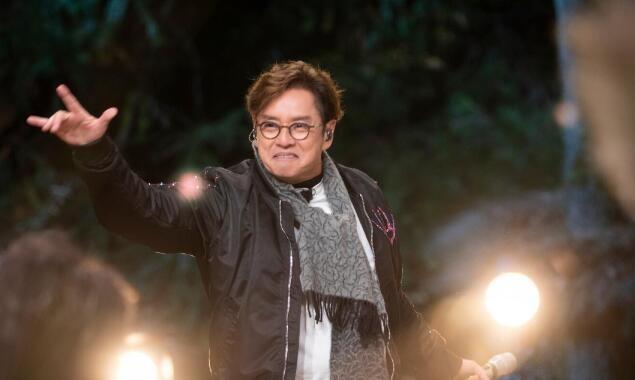 沉默是金歌词，沉默是金歌词粤语发音（“歌圣”谭咏麟与他的那些好朋友的故事）