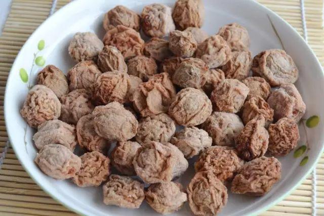 青梅竹马出自哪个典故，青梅竹马取自哪个典故（你知道是哪一种植物果实吗）