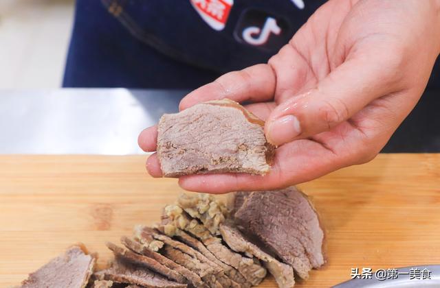 牛肉汤要怎么做，地道的家常牛肉汤做法