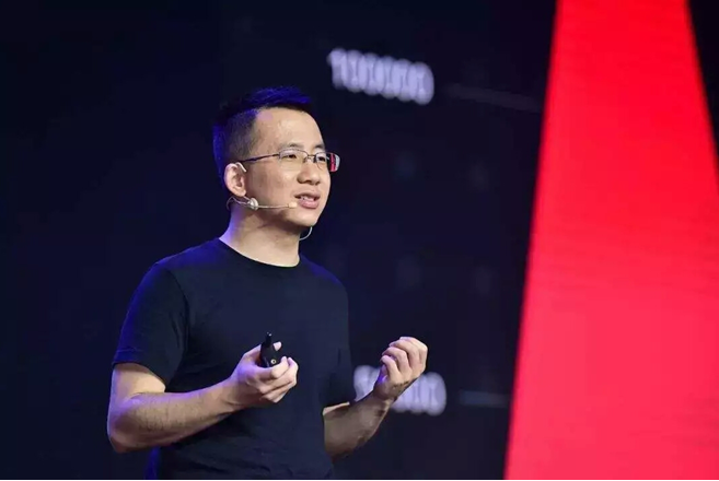 薇娅是哪里人(薇娅离婚带着一个孩子)