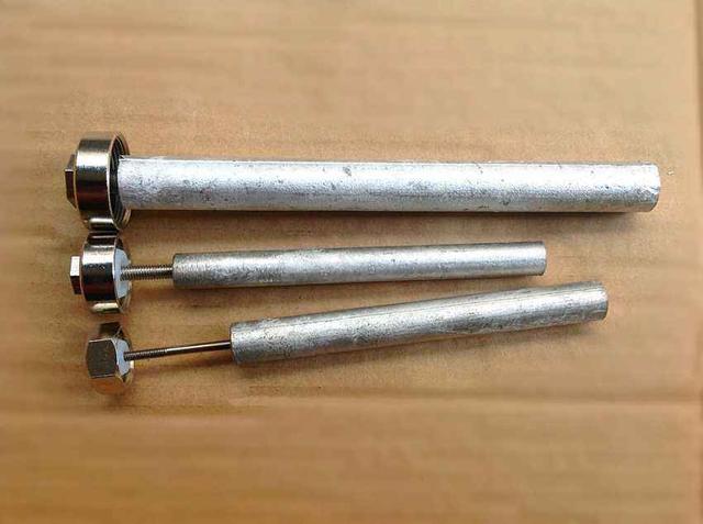 热水器镁棒多久换一次，热水器镁棒要多久更换（电热水器里的镁棒有什么作用）