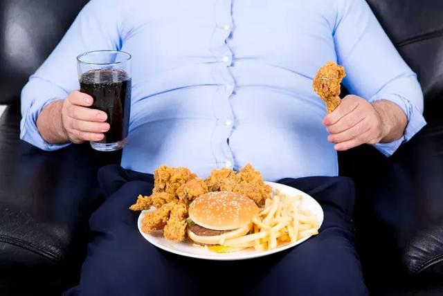顽固性肥胖是什么，顽固性肥胖是什么虚（肥胖危害大，减肥不靠“饿”）
