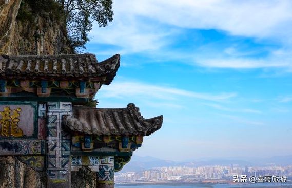 云南旅游景点介绍，云南旅游景点介绍PPT免费下载（自驾游玩如何规划行程路线）