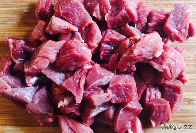 红烧牛肉的家常做法，红烧牛肉的家常做法窍门（红烧牛肉做法）