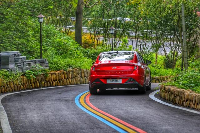 北京现代sonata，北京现代沉浮18年：曾是北汽救命稻草（试驾北京现代第十代索纳塔）