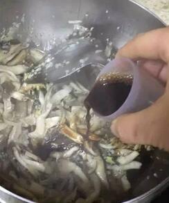 圖片[7]-【蘑菇下飯菜】做法步驟圖 我們家隔三差五做一回 一次多吃2碗-起舞食譜網