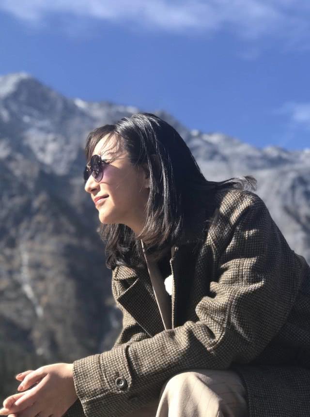 姚晨前老公是谁，姚晨的老公是谁（姚晨前夫凌萧肃罕见秀恩爱）