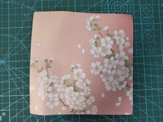 纸扇子的做法，纸扇子的做法描述（教你做5款夏季手工扇）