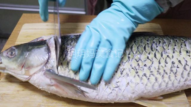 腌制鱼放什么调料，做鱼前腌鱼放什么调料（保存时间越长吃起来越香）