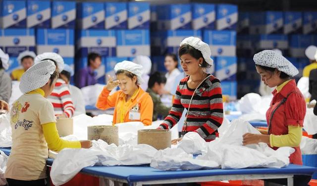 莆田的亚瑟士和正品区别，莆田鞋和正品的区别是什么（揭秘鞋厂低成本鞋去向）