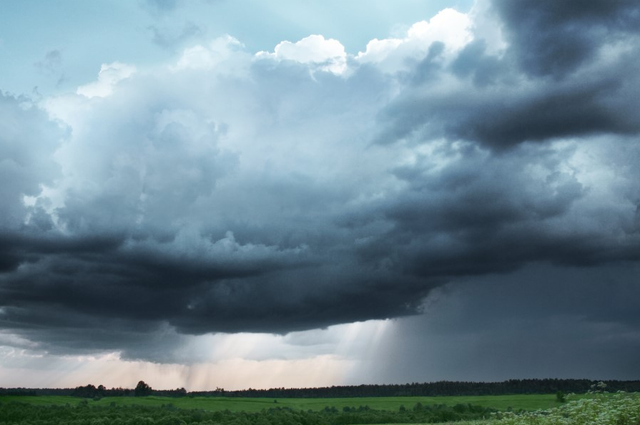 天气大气压怎么查，怎样查天气预报的每天大气压（它带来的大气压力又是什么）