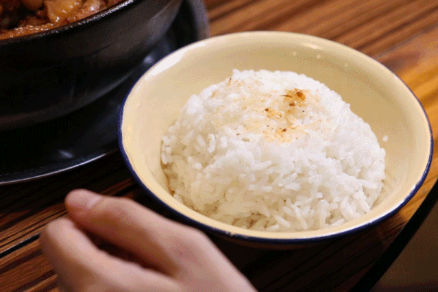 请问深圳哪里有非常好吃的烧鸡，深圳哪里的鸡煲好吃（2个月连开3家店）