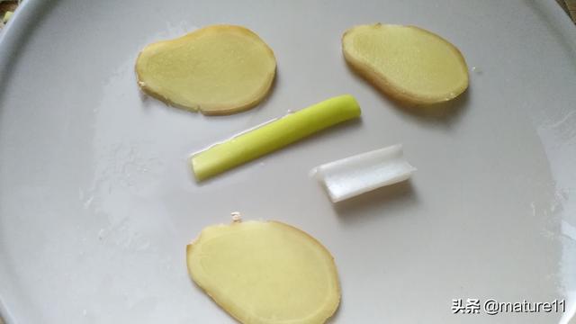 比目鱼的营养价值，比目鱼的营养价值及食用禁忌（想要孩子聪明身体壮一定要多吃它）