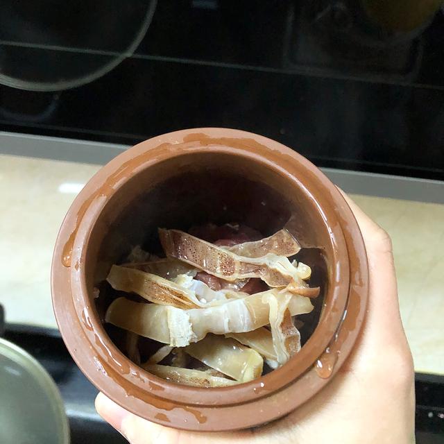 鱿鱼卵和鱿鱼膏图片，有膏鱿鱼仔的做法（学福建人用鱿鱼母炖汤）