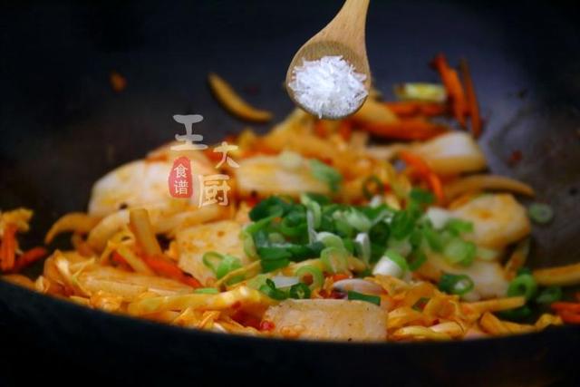 年糕怎么做才好吃，很美味的年糕怎么做好吃又简单（好吃才是硬道理）