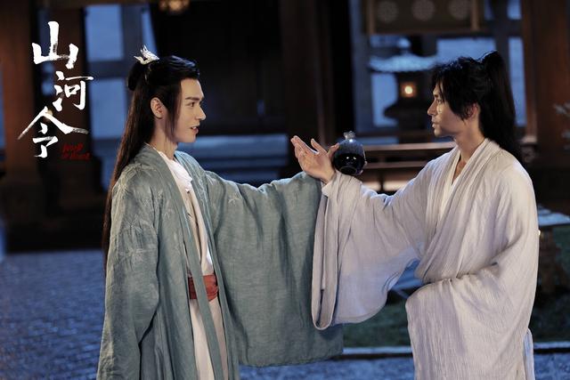 紫流金是啥，是融梗还是联动，粉丝争论不休（紫流金到底是什么）