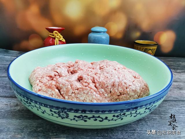 怎样包包子--怎样擀包子皮，包子皮怎么擀的（面皮宣软不阴面不塌底）