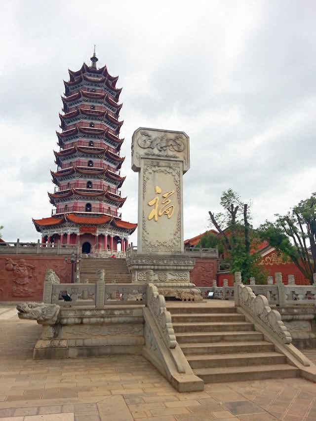 去中国第一福塔，摸佛肚，你一生安福
