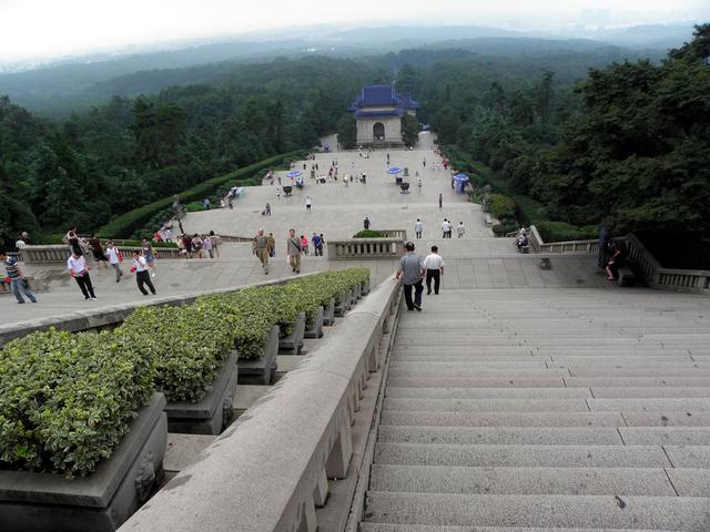 南京中山陵平面图，南京中山陵立面图（探访南京老建筑：中山陵）