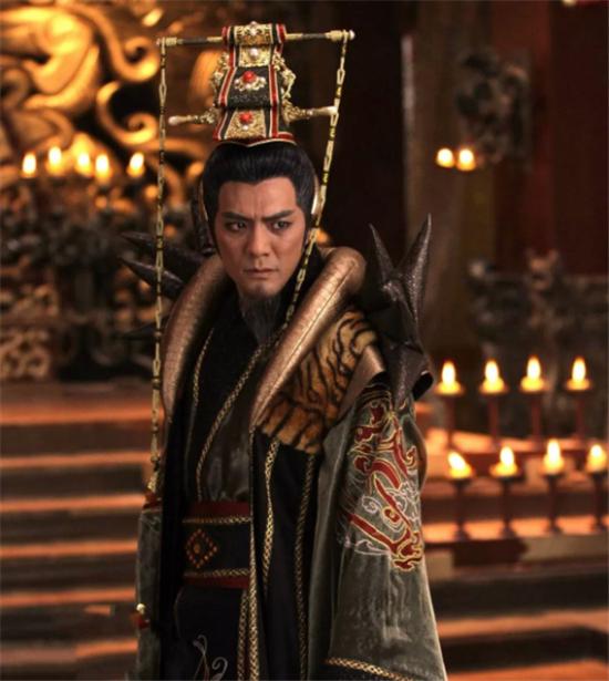 其中,被后人熟知的君主有三个,分别开创商朝的商汤,迁都君主盘庚,末代