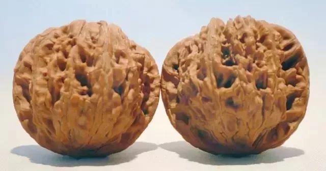 文玩核桃狮子头36万，赌核桃（文玩核桃狮子头大全）