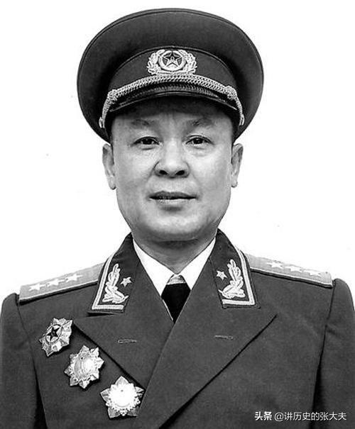 上将和省长哪个厉害,上将和省委书记谁大(大将都进不了中央政治局)