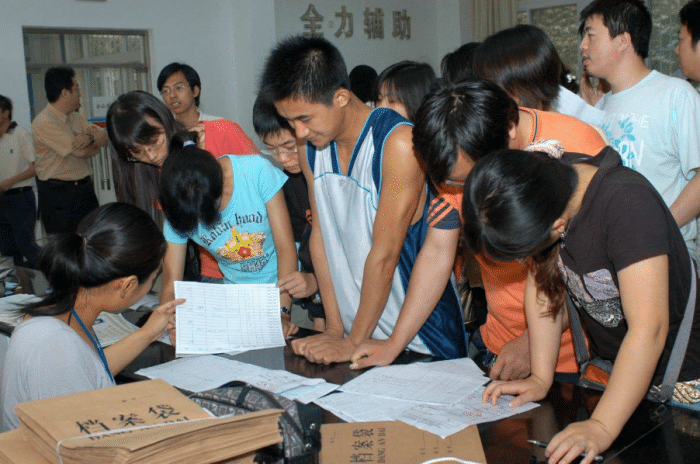 在本科学校读专科可以专升本吗（努力从专科生变成本科生）