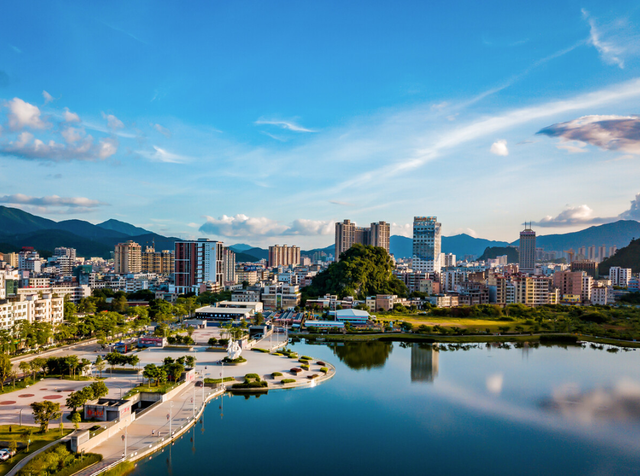 云浮属于粤西吗，云浮属于粤西吗还是广西（为何却被划分为粤北城市）