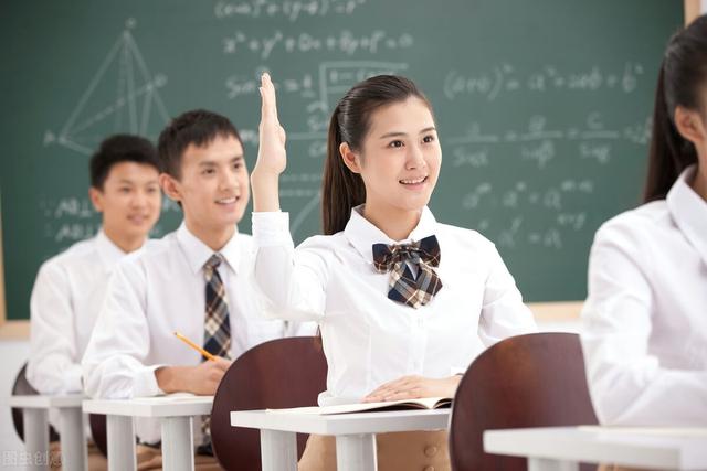 矜矜业业的意思，古汉语中的“矜”字义项详解