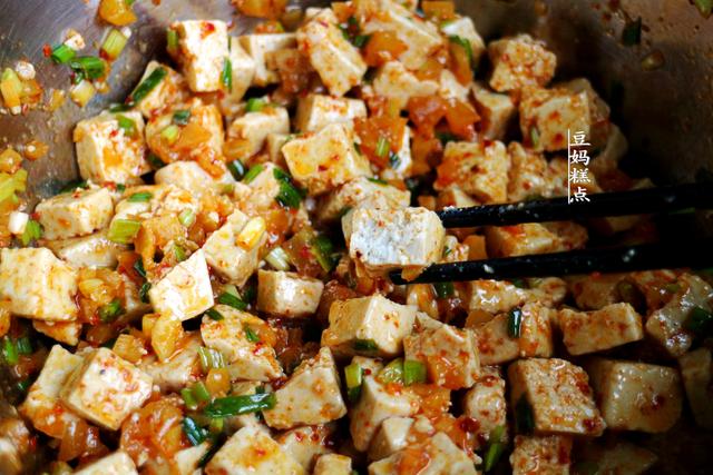 豆腐包子馅的做法，麻婆豆腐包子馅的做法（学做香辣豆腐包子）
