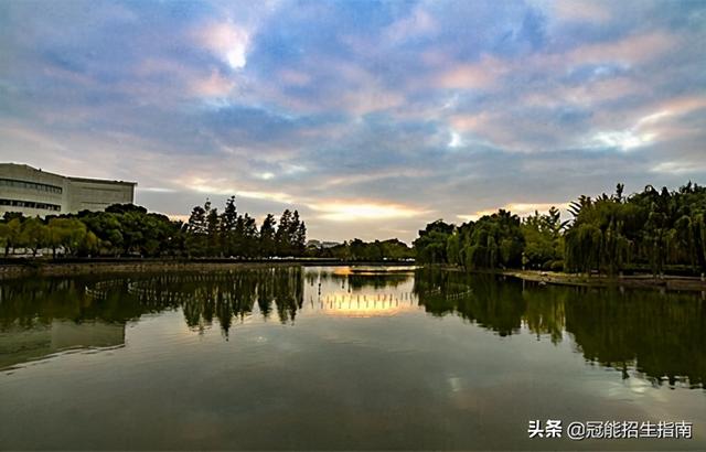 成都航空学校，成都航空学校有哪些专业（成都哪些航空学校比较好-报考条件是什么）