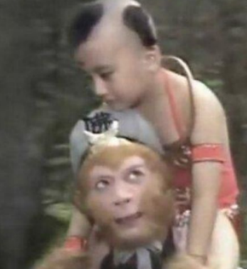 红孩儿扮演者(八七版西游记红孩儿扮演者)